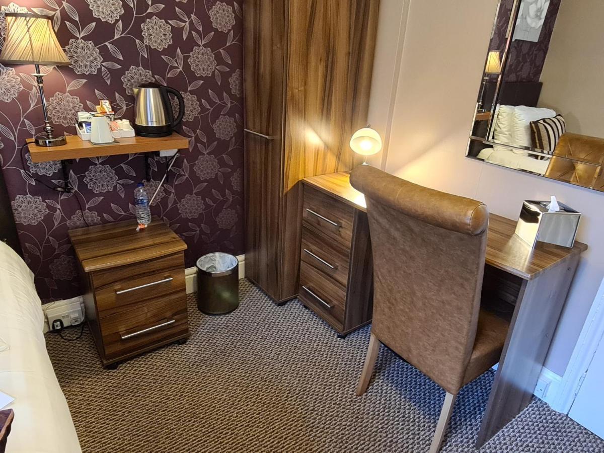 The Penkelie Hotel Southport Kültér fotó