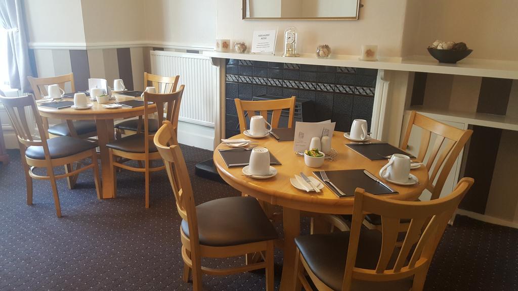 The Penkelie Hotel Southport Kültér fotó